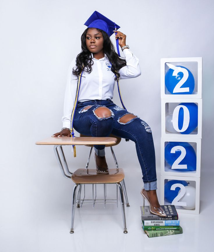 Graduation Photoshoot Ideas: Capture Your Milestone!